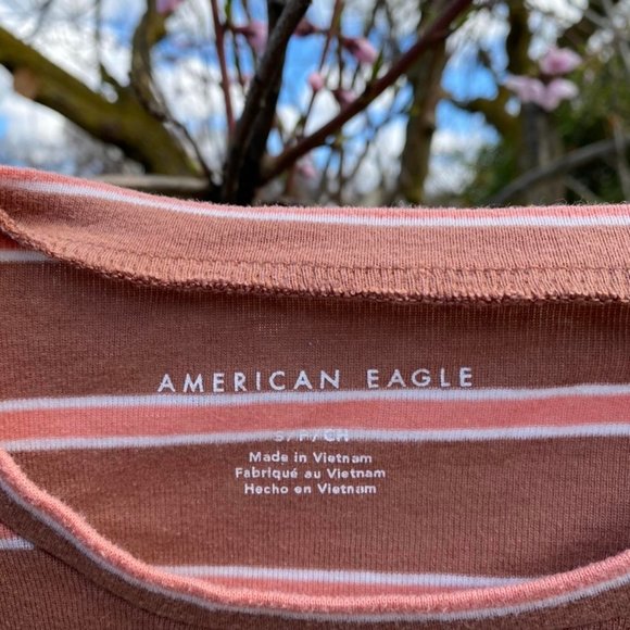 American Eagle Top - Picture 2 of 4